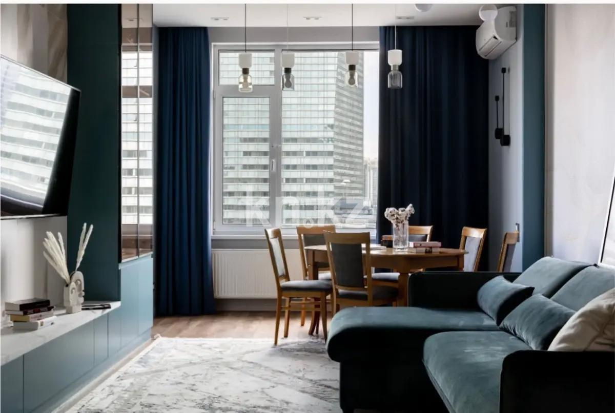 Продажа 4-комнатной квартиры, 136.8 м², ул. Достык, дом  8б в Астане