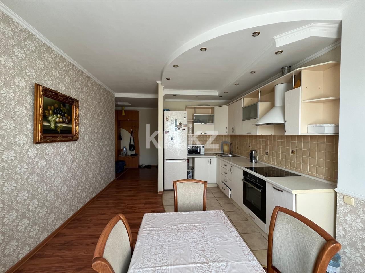 Продажа 3-комнатной квартиры, 92 м², пр. Шахтеров, дом  31а в Караганде - фото 3