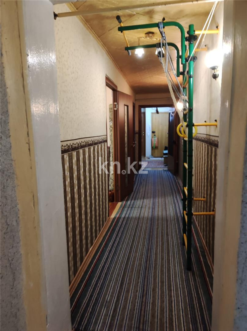 Продажа 3-комнатной квартиры, 84 м², мкр-н 22 в Караганде - фото 15