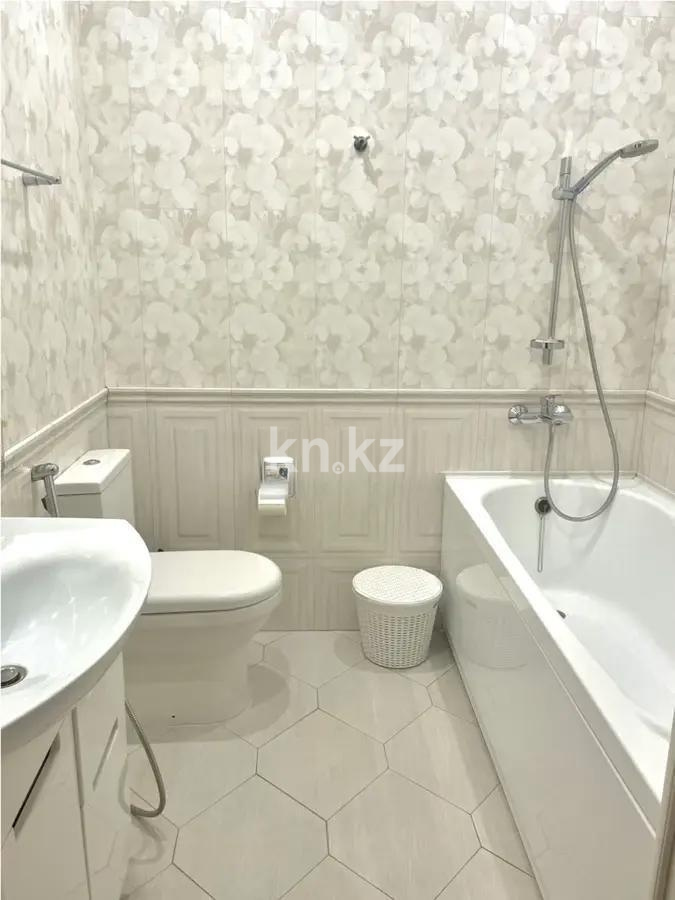 Продажа 4-комнатной квартиры, 103 м², ул. Аманжолова, дом  26/1 в Астане - фото 7