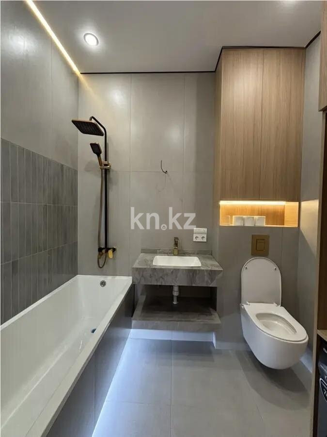 Продажа 2-комнатной квартиры, 63 м² в Алматы - фото 3