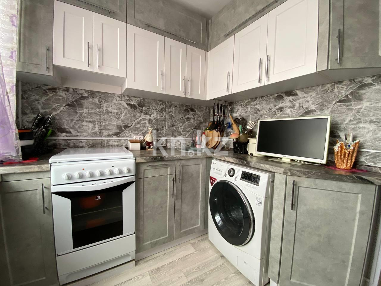 Продажа 2-комнатной квартиры, 45 м², мкр-н 21, дом  30 в Караганде - фото 4