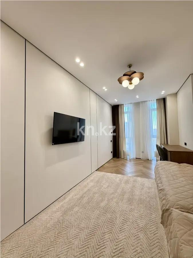 Продажа 5-комнатной квартиры, 161 м², ул. Акмешит, дом  1 в Астане - фото 2