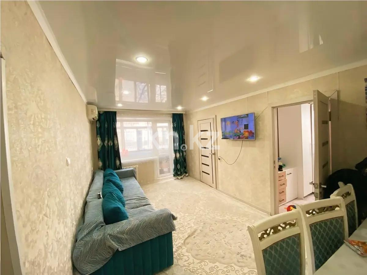 Продажа 3-комнатной квартиры, 47 м², мкр-н 13, дом  8 в Караганде