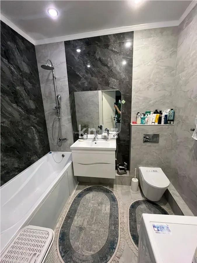 Продажа 3-комнатной квартиры, 98 м², ул. Сатпаева, дом  90/54 в Алматы - фото 4