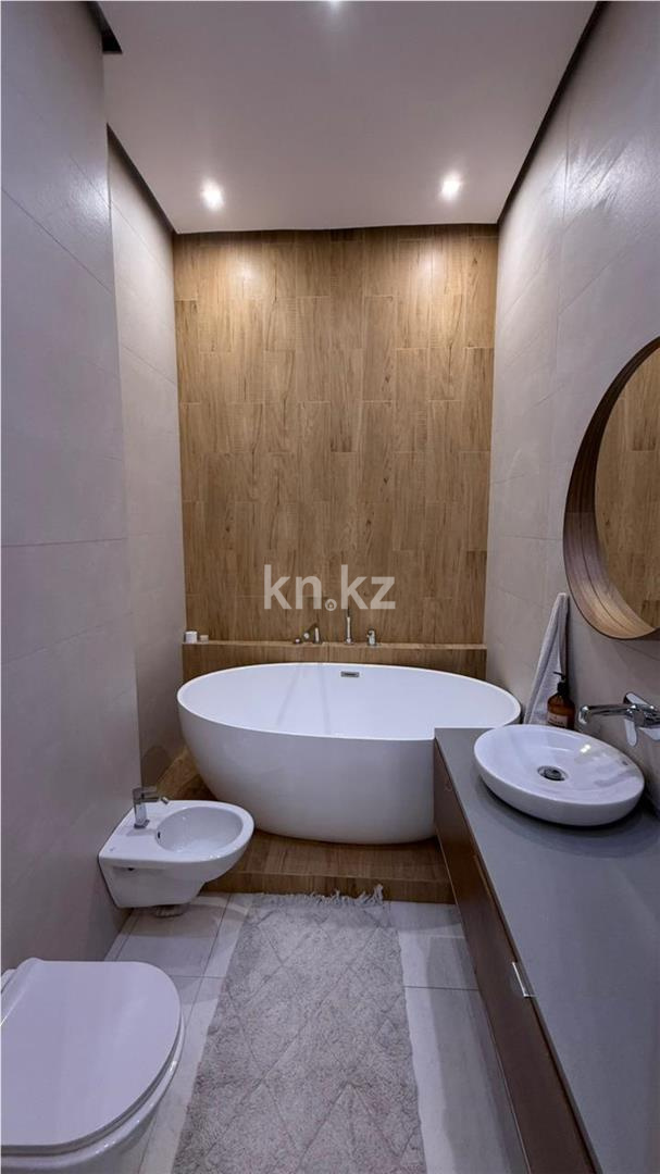 Продажа 5-комнатной квартиры, 155 м², ул. Жошы хана в Астане - фото 9