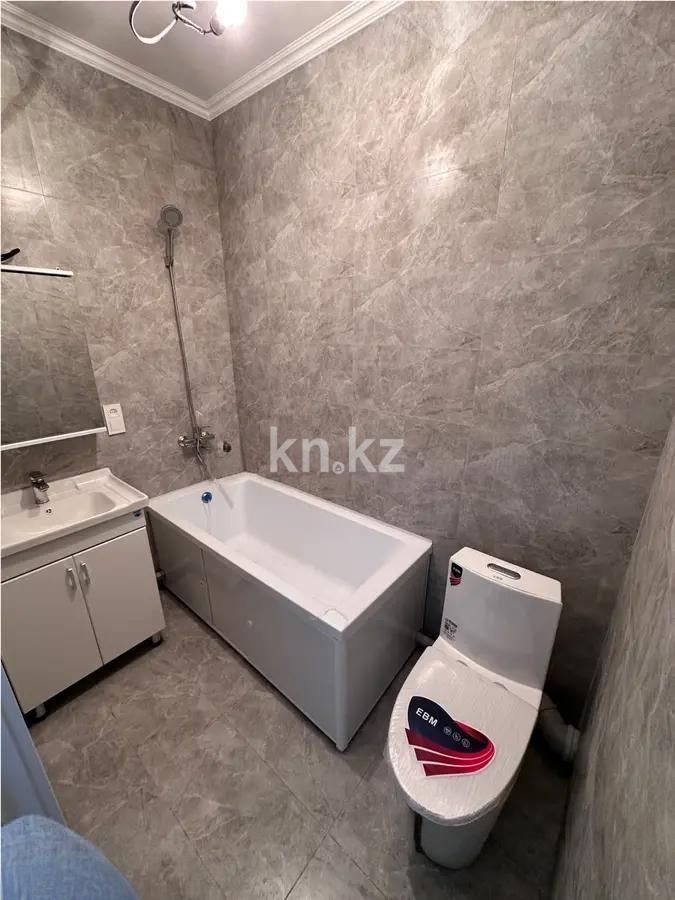 Продажа 1-комнатной квартиры, 28.9 м², ул. Омарова, дом  1 в Алматы - фото 2