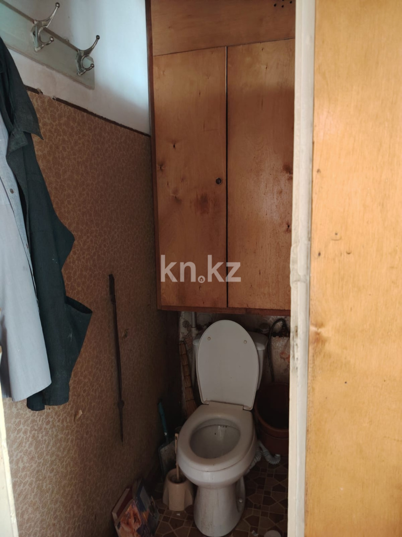 Продажа 4-комнатной квартиры, 61 м², мкр-н 21 в Караганде - фото 13