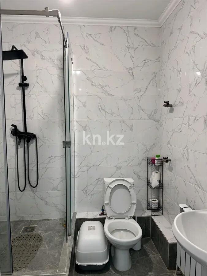 Продажа 2-комнатной квартиры, 65 м² в Алматы - фото 4