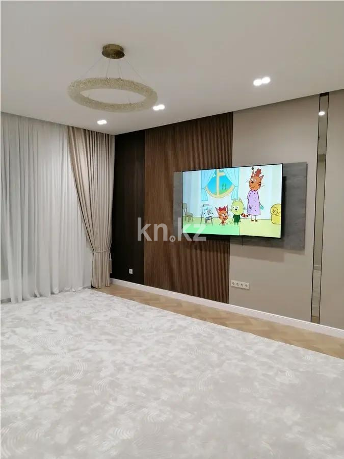 Продажа 4-комнатной квартиры, 130 м² в Астане