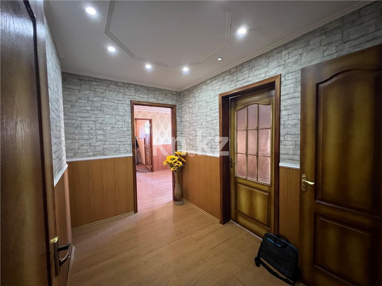Продажа 3-комнатной квартиры, 61 м² в Караганде - фото 3