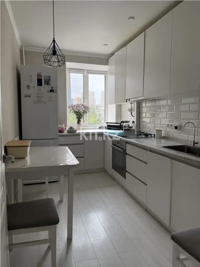 Продажа 3-комнатной квартиры, 63 м², ул. Сейфуллина, дом  10 в Астане - фото 4