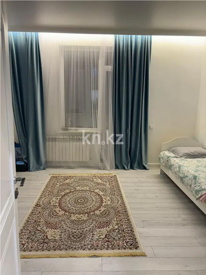 Продажа 2-комнатной квартиры, 76 м², ул. Байтурсынова, дом  29б в Астане