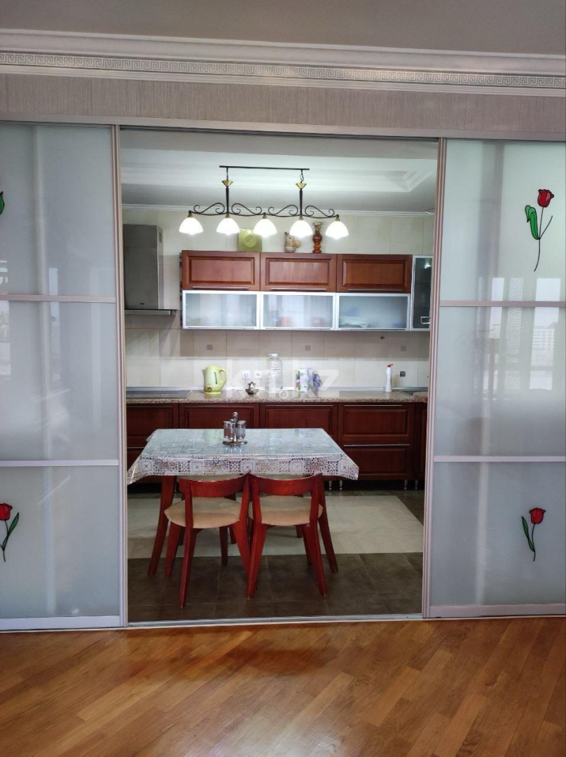 Аренда 3-комнатной квартиры, 175 м² в Алматы - фото 12