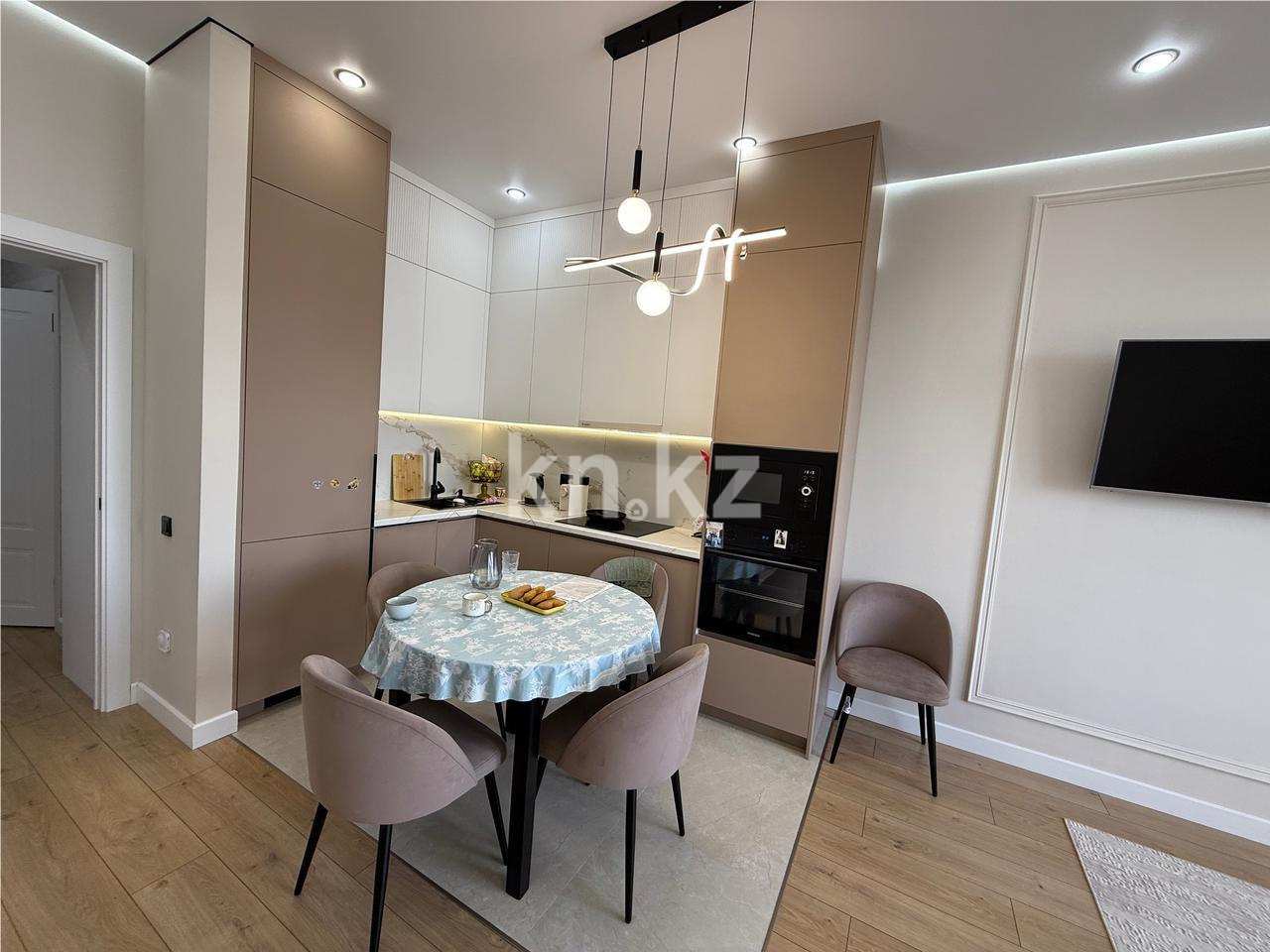 Продажа 2-комнатной квартиры, 54 м², ул. Е-181 в Астане - фото 3