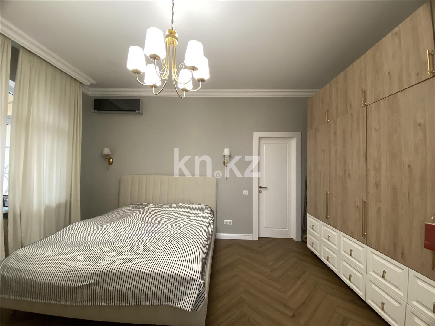 Продажа 4-комнатной квартиры, 132 м², ул. Шарля де Голля в Астане - фото 18