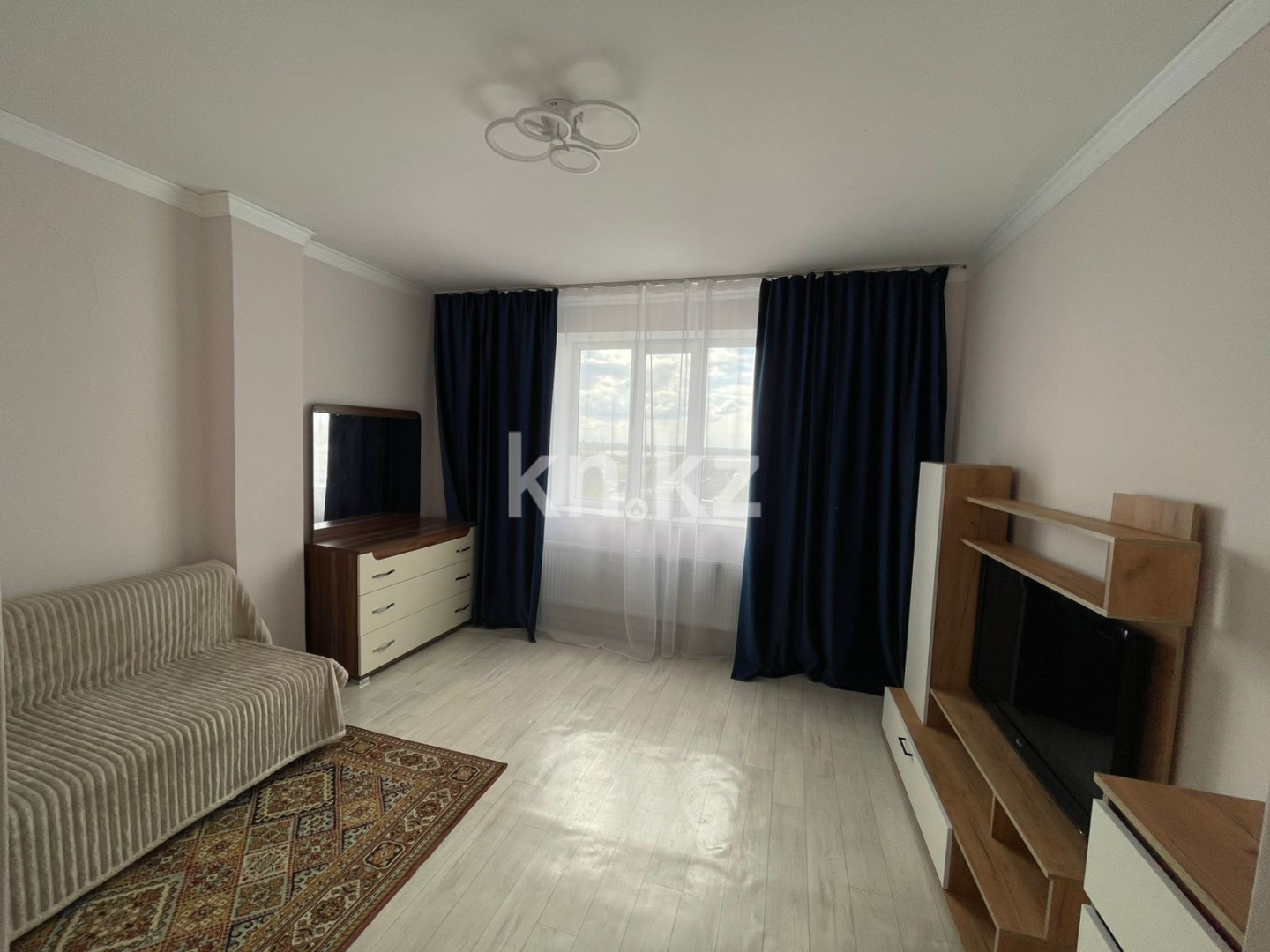 Аренда 1-комнатной квартиры, 38 м² в Караганде