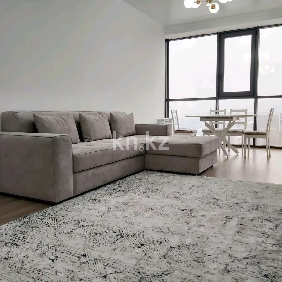 Продажа 3-комнатной квартиры, 72 м², ул. Кармысова, дом  84/2 в Алматы