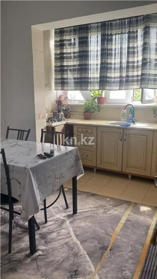 Продажа 3-комнатной квартиры, 65 м², ул. Розыбакиева, дом  136 в Алматы