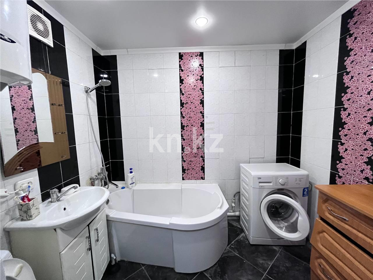 Продажа 3-комнатной квартиры, 56 м², ул. Ерубаева в Караганде - фото 16