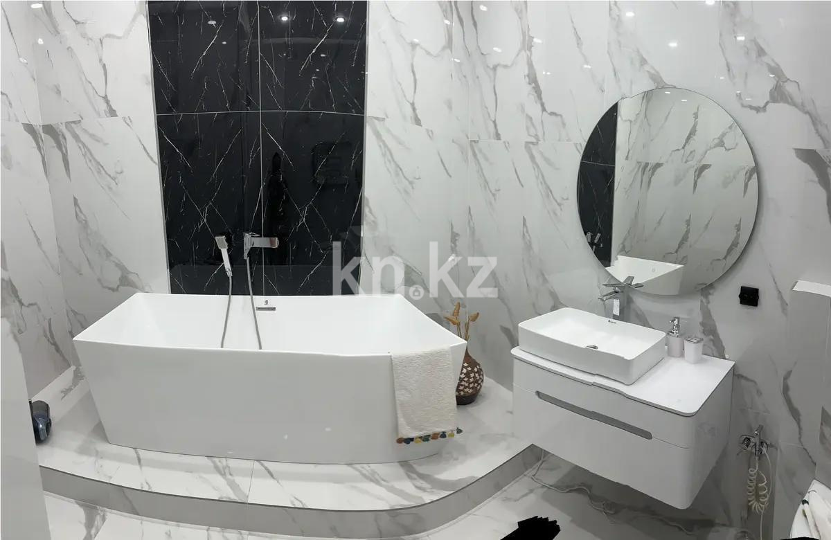 Продажа 4-комнатной квартиры, 140 м², ул. Сарайшык, дом  4 в Астане - фото 4