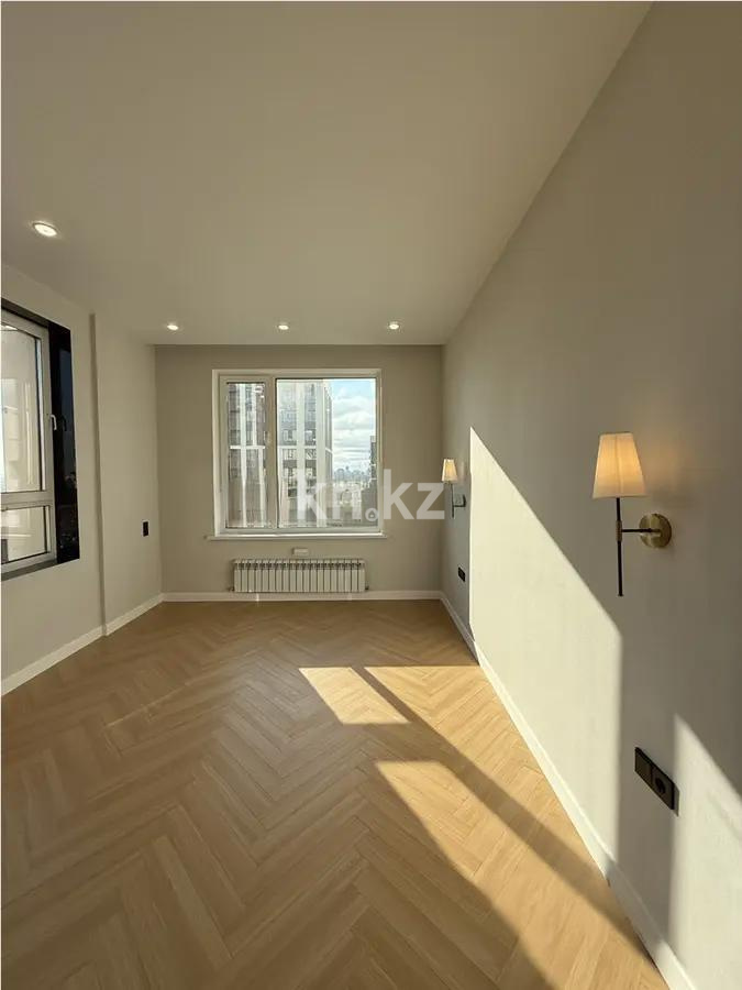 Продажа 3-комнатной квартиры, 103 м², ул. Токпанова, дом  8/5 в Астане - фото 2