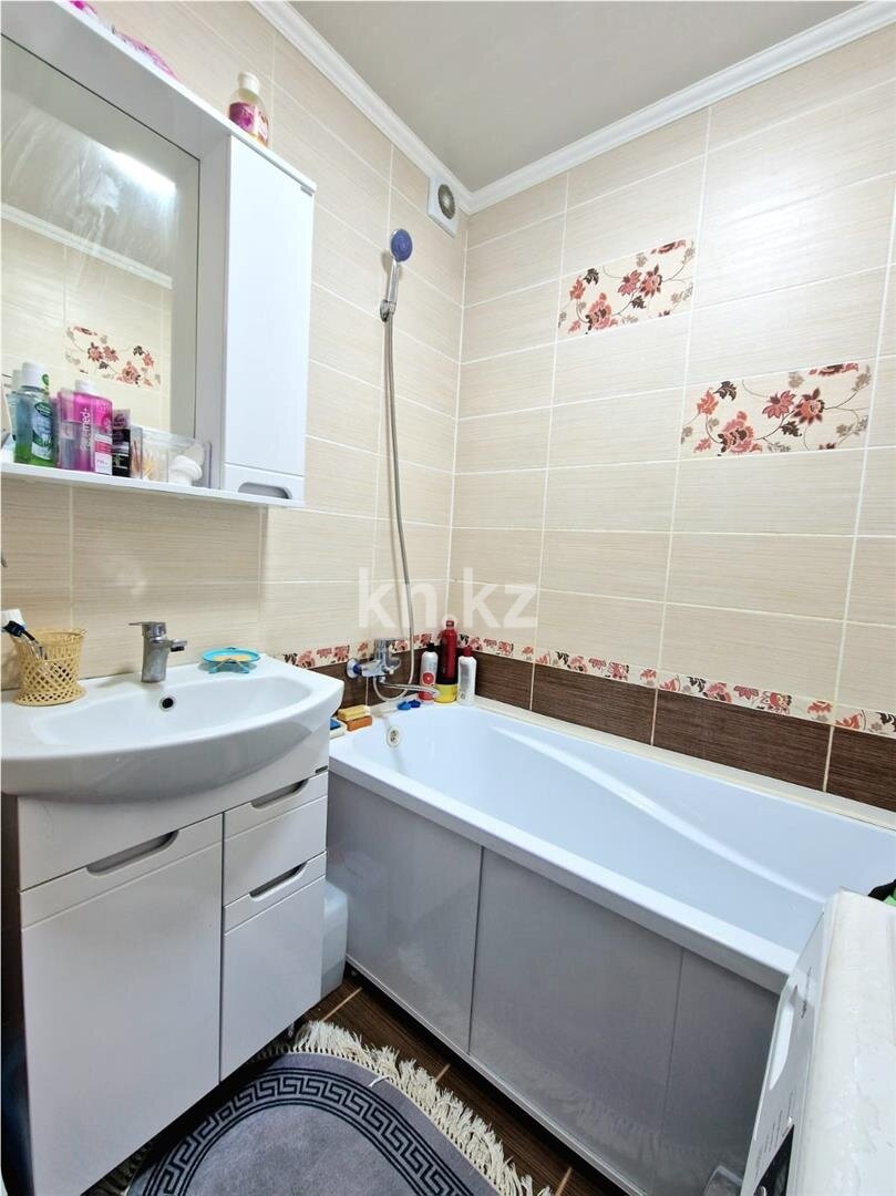 Продажа 4-комнатной квартиры, 78 м² в Караганде - фото 10