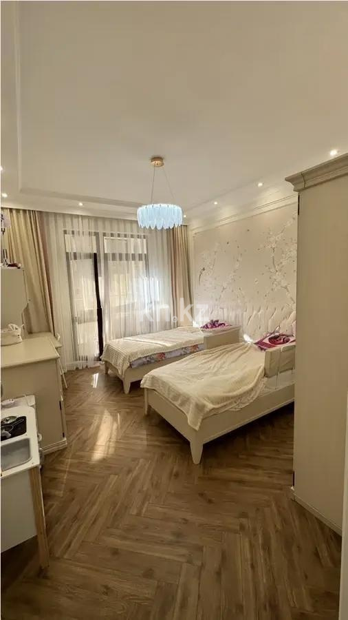 Продажа 4-комнатной квартиры, 140 м² в Астане - фото 3