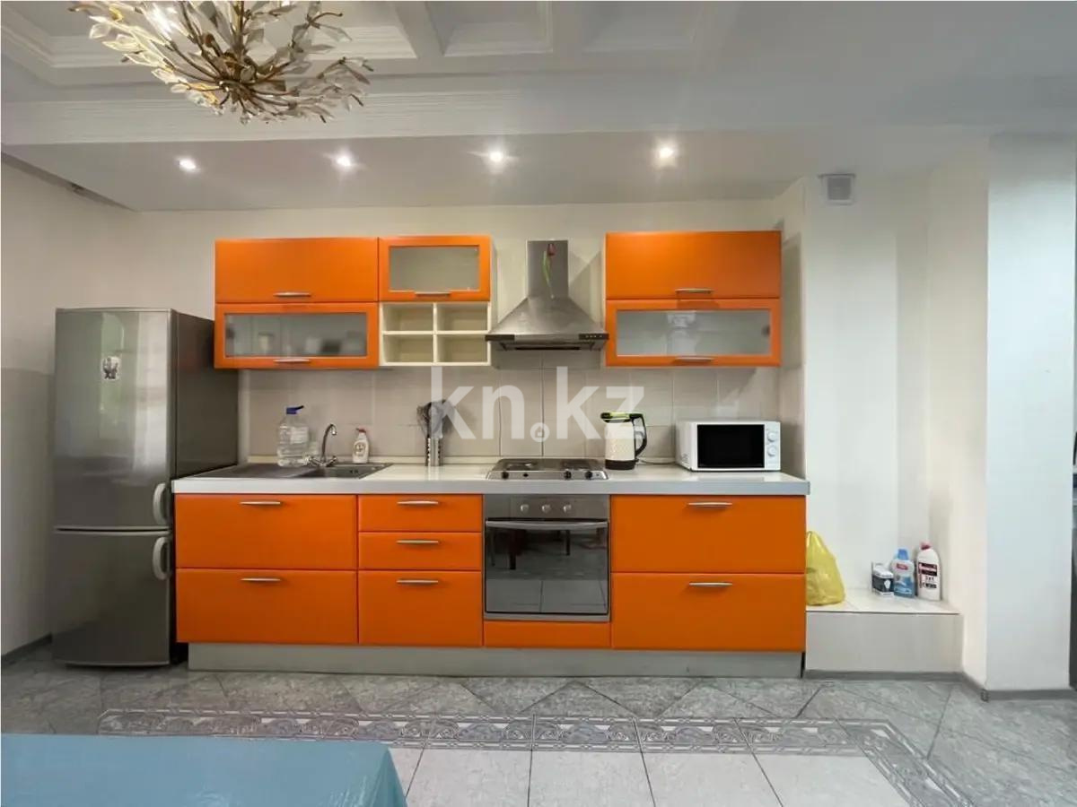 Продажа 1-комнатной квартиры, 45 м², мкр. Самал-2, дом  85 в Алматы - фото 2