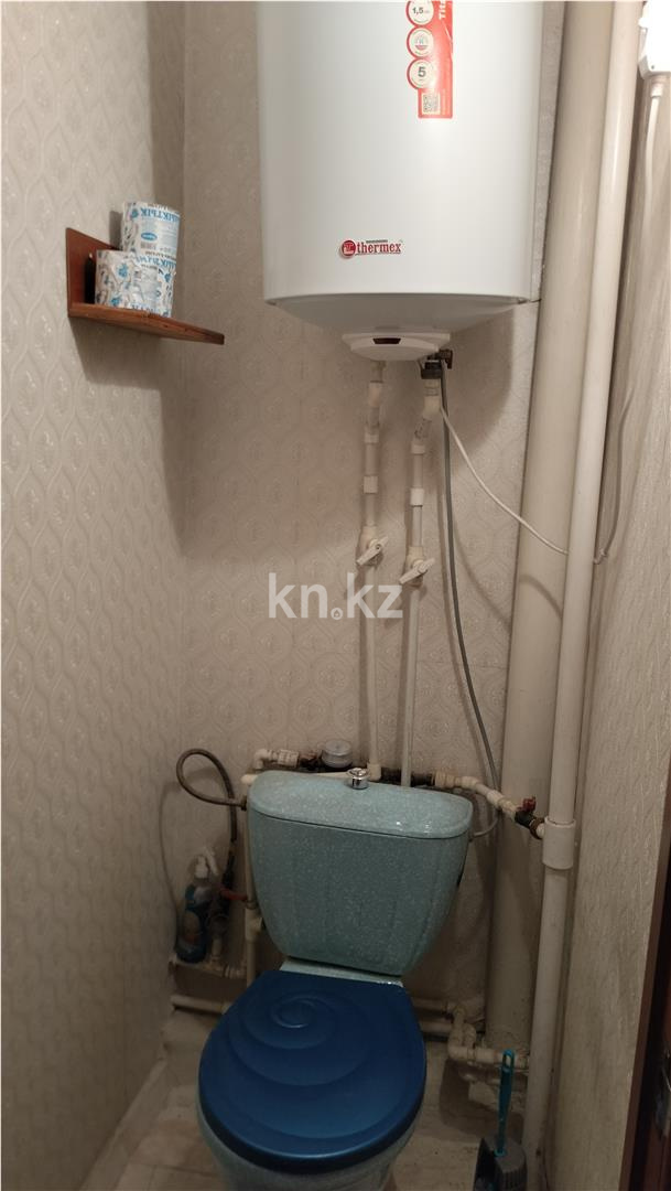 Продажа 4-комнатной квартиры, 78 м², 15 мкр. в Караганде - фото 12