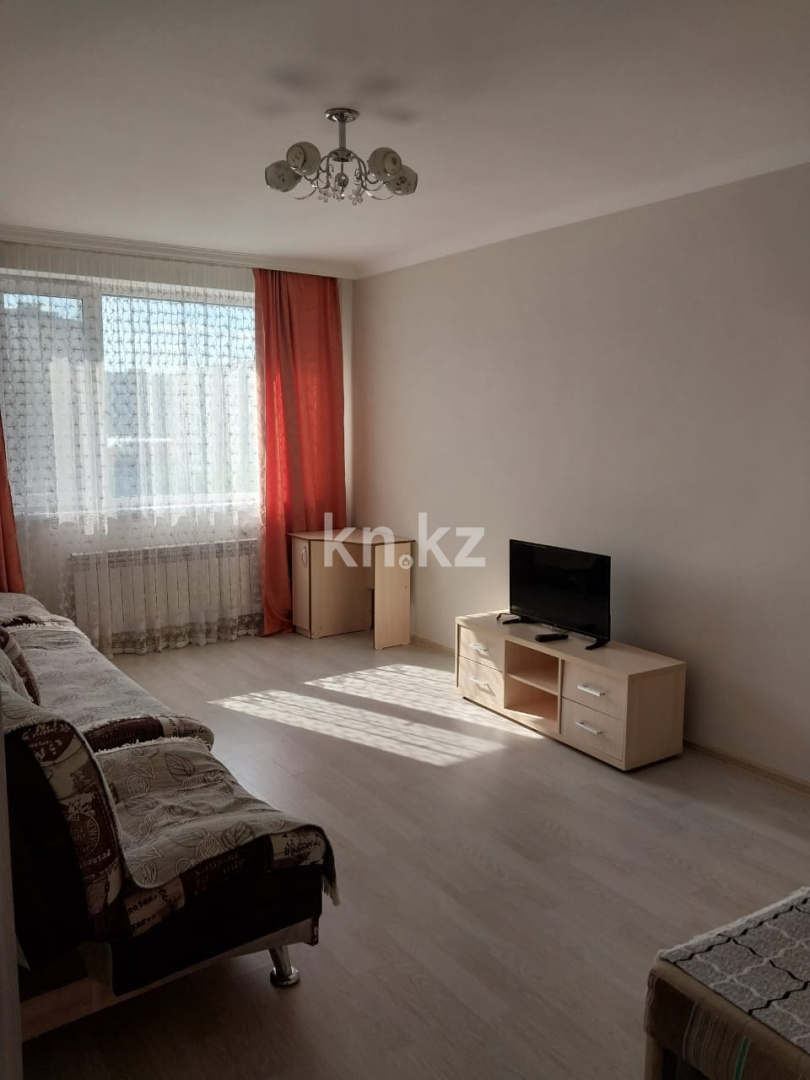 Аренда 2-комнатной квартиры, 43 м², ул. Сауран, дом  3/1 - ул. Сыганак в Астане