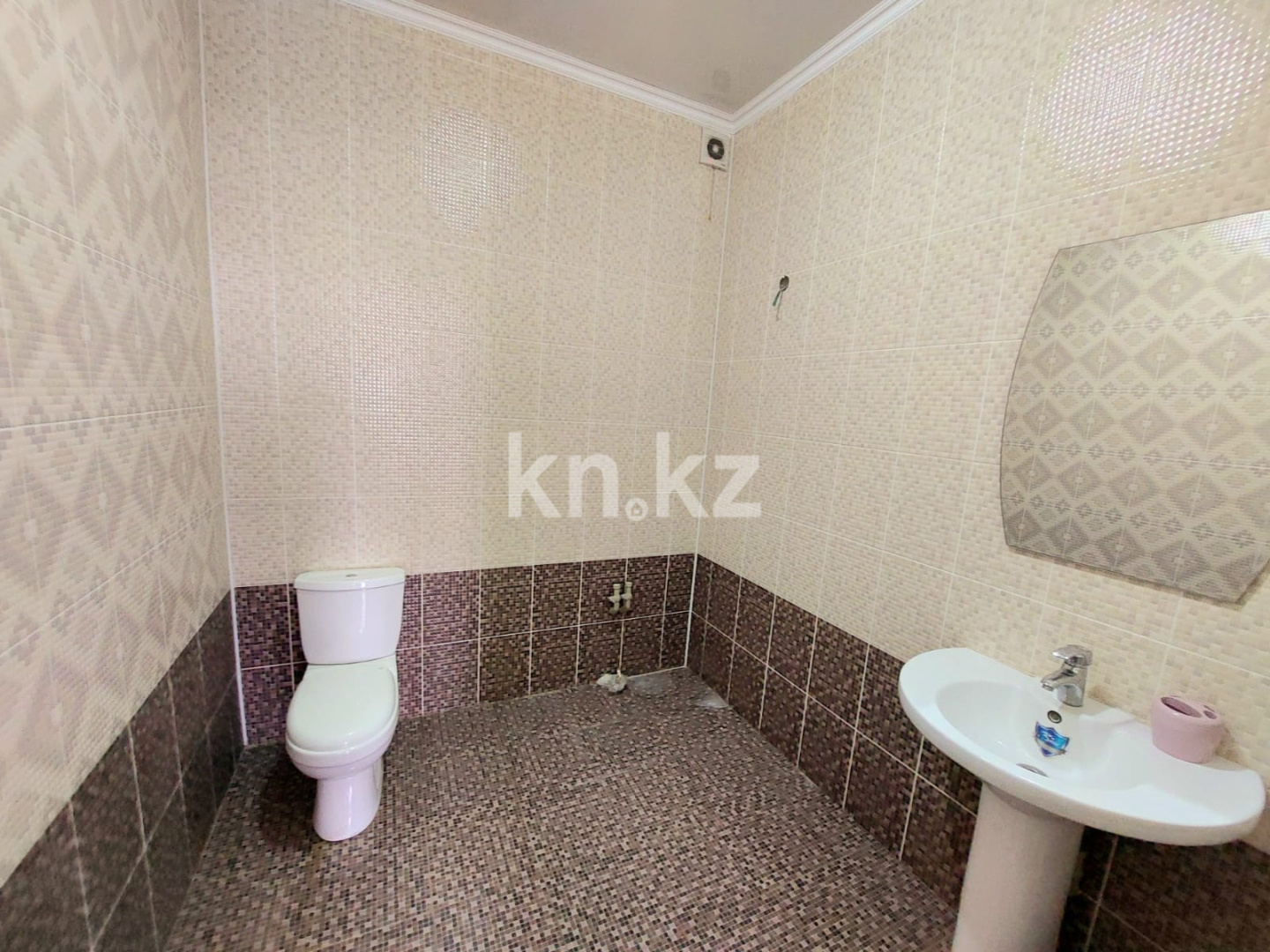 Продажа 3-комнатной квартиры, 145 м², ул. Дулати, дом  201а в Шымкенте - фото 18