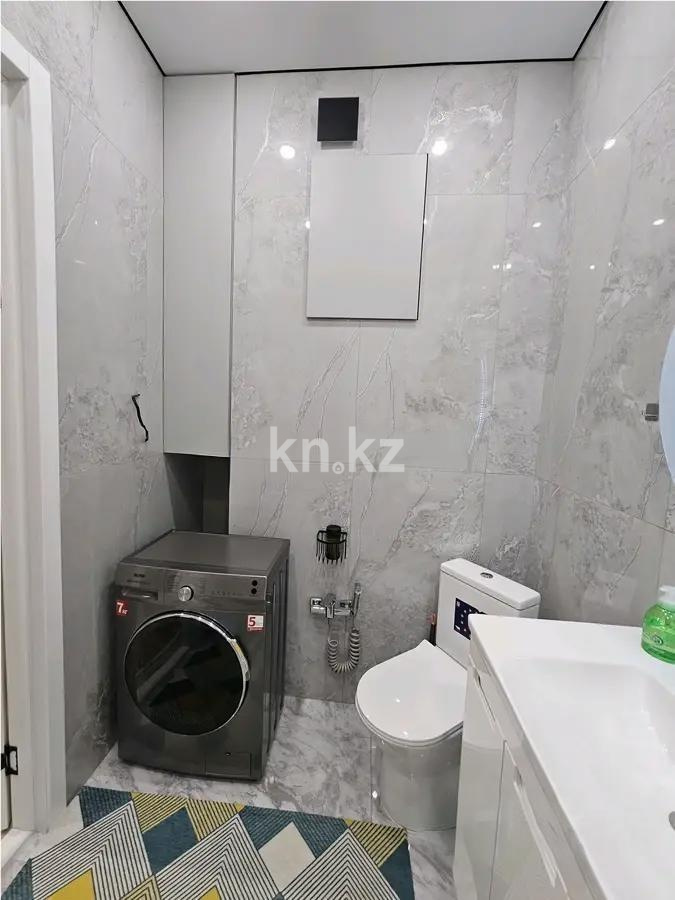 Продажа 3-комнатной квартиры, 75 м², пр. Туран, дом  52/2 в Астане - фото 4