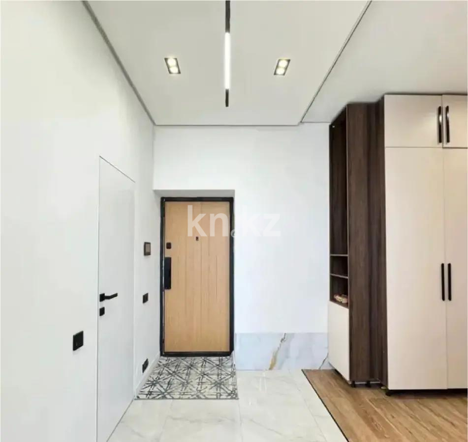 Продажа 3-комнатной квартиры, 71 м², пр. Туран, дом  83/1 в Астане - фото 4