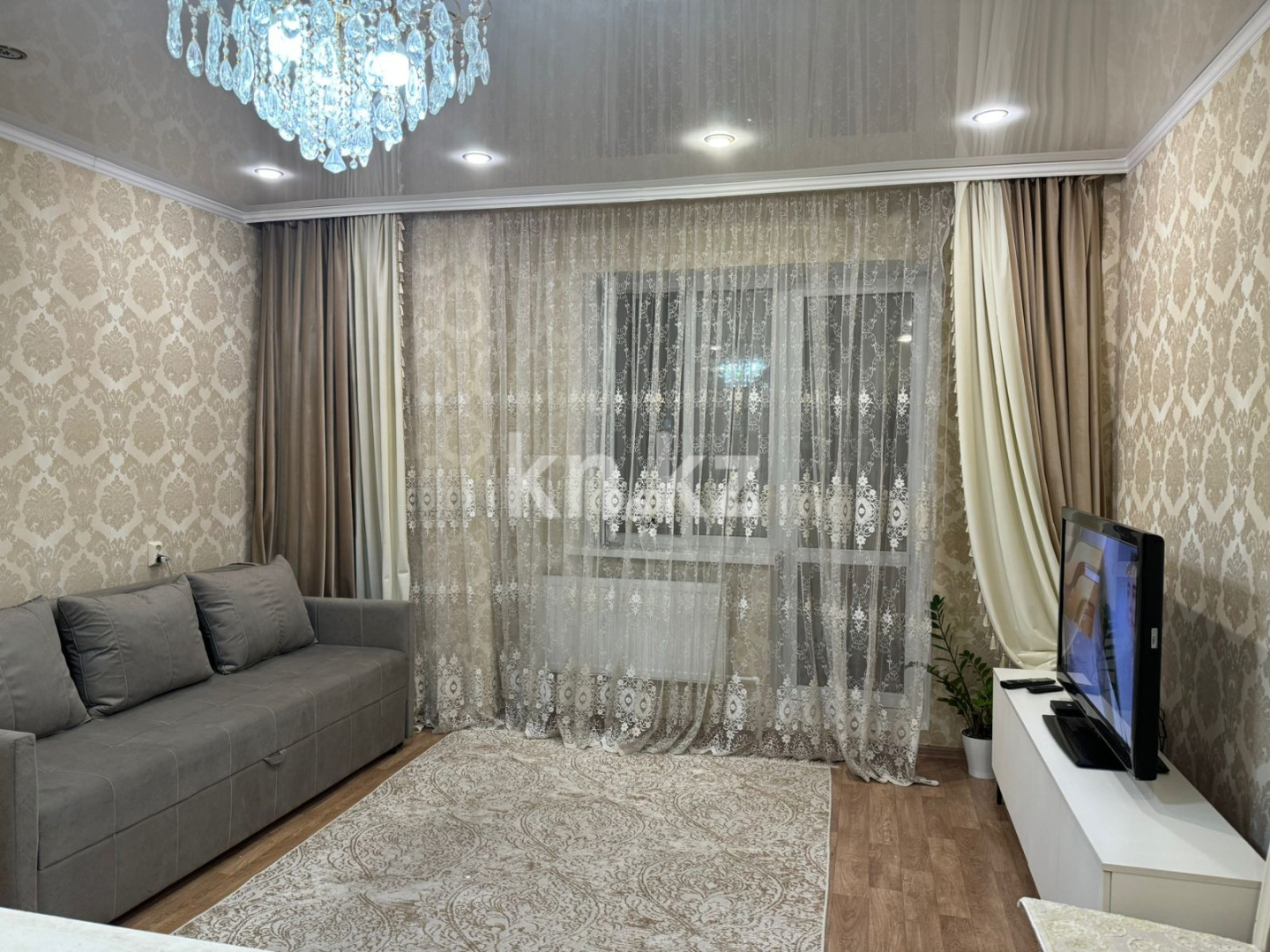 Продажа 2-комнатной квартиры, 61 м², ул. Момышулы, дом  24 в Караганде