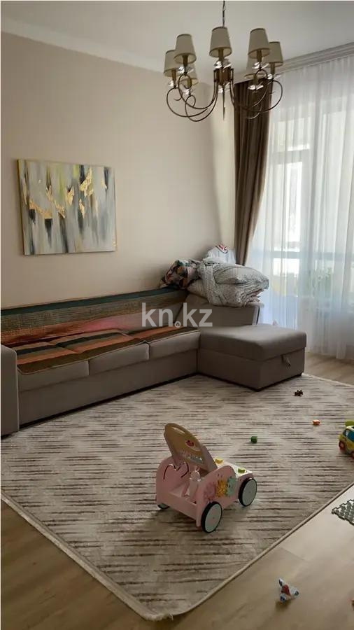 Продажа 2-комнатной квартиры, 70 м² в Астане