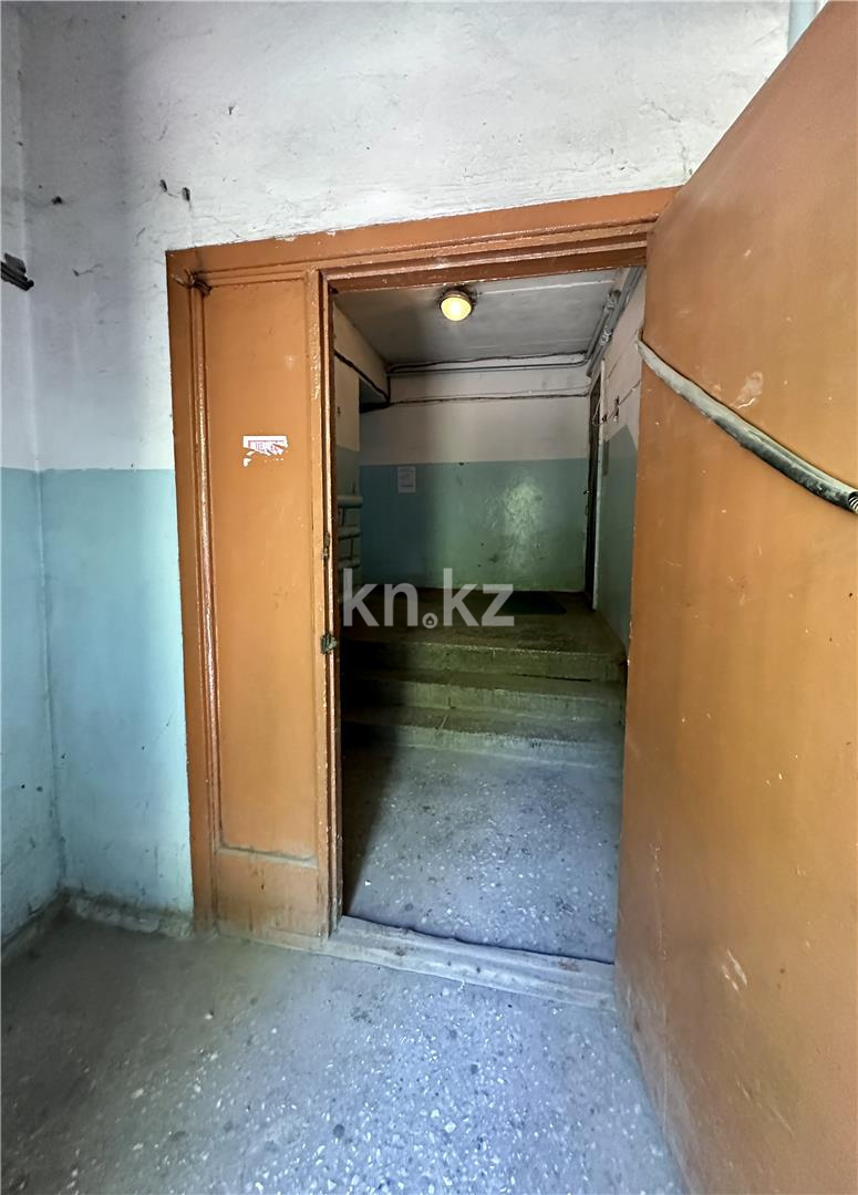 Продажа 4-комнатной квартиры, 79 м², ул. Крылова в Караганде - фото 26