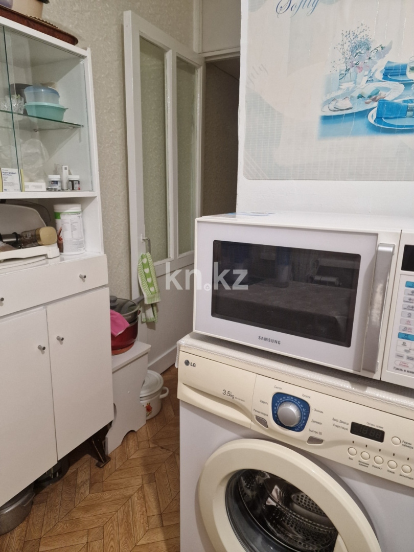 Продажа 3-комнатной квартиры, 62.1 м², 14-й мкр., дом  39 в Караганде - фото 6