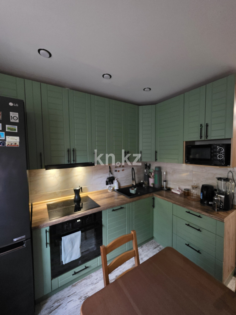 Продажа 4-комнатной квартиры, 76 м², мкр. Орбита-1, дом  11 в Караганде - фото 13