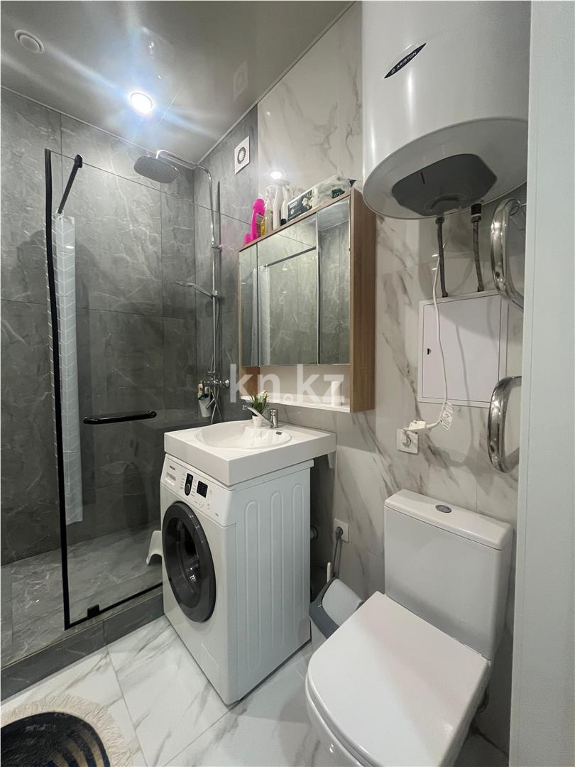 Продажа 2-комнатной квартиры, 70 м², пр. Строителей, дом  33/4 в Караганде - фото 11