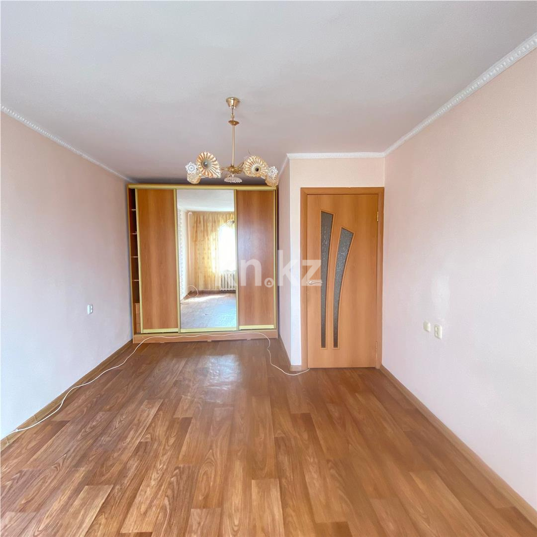 Продажа 1-комнатной квартиры, 33 м², мкр-н Мамраева (Восток-5) в Караганде - фото 2