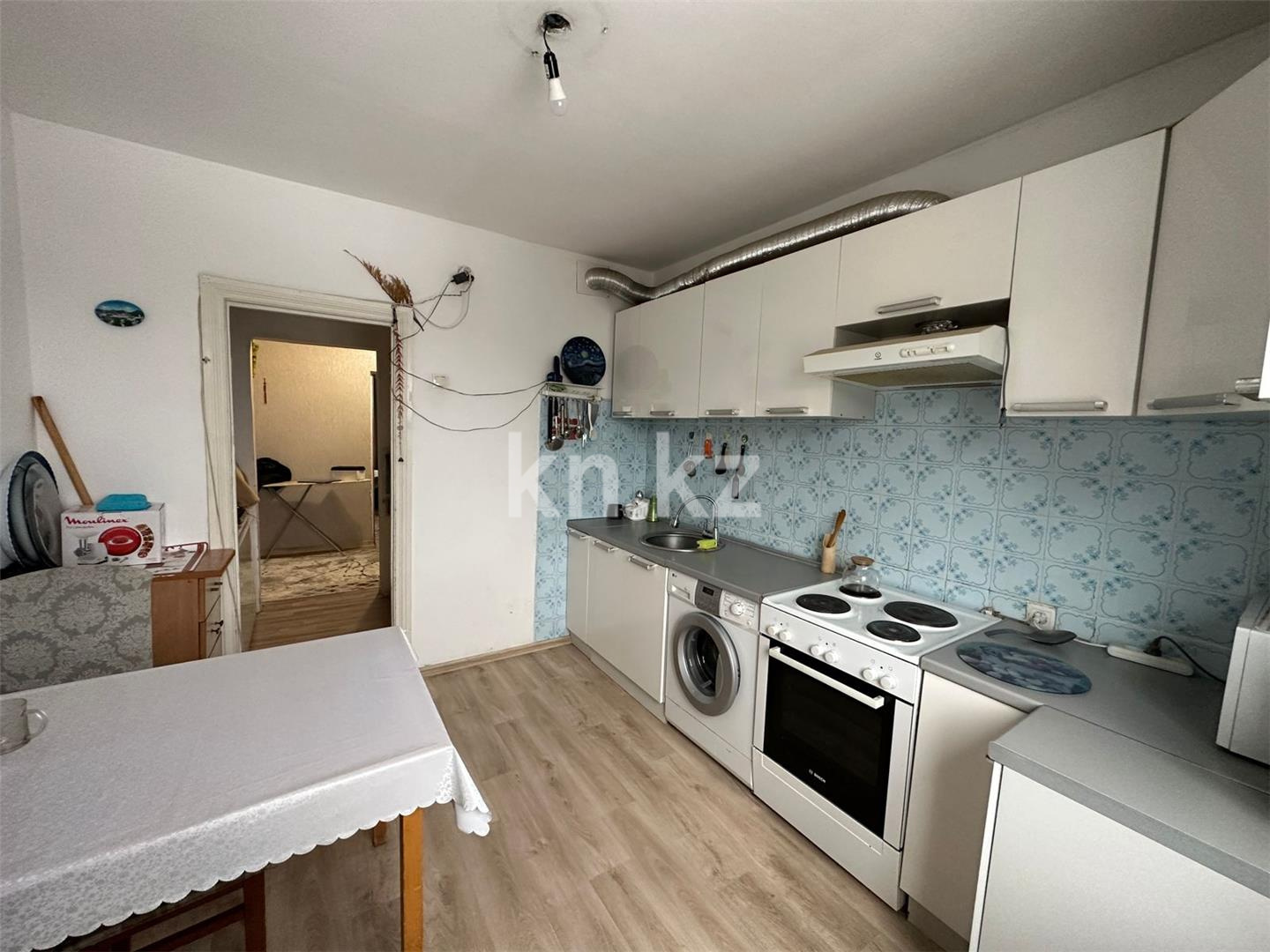 Продажа 4-комнатной квартиры, 79 м², пр. Шахтеров в Караганде - фото 10