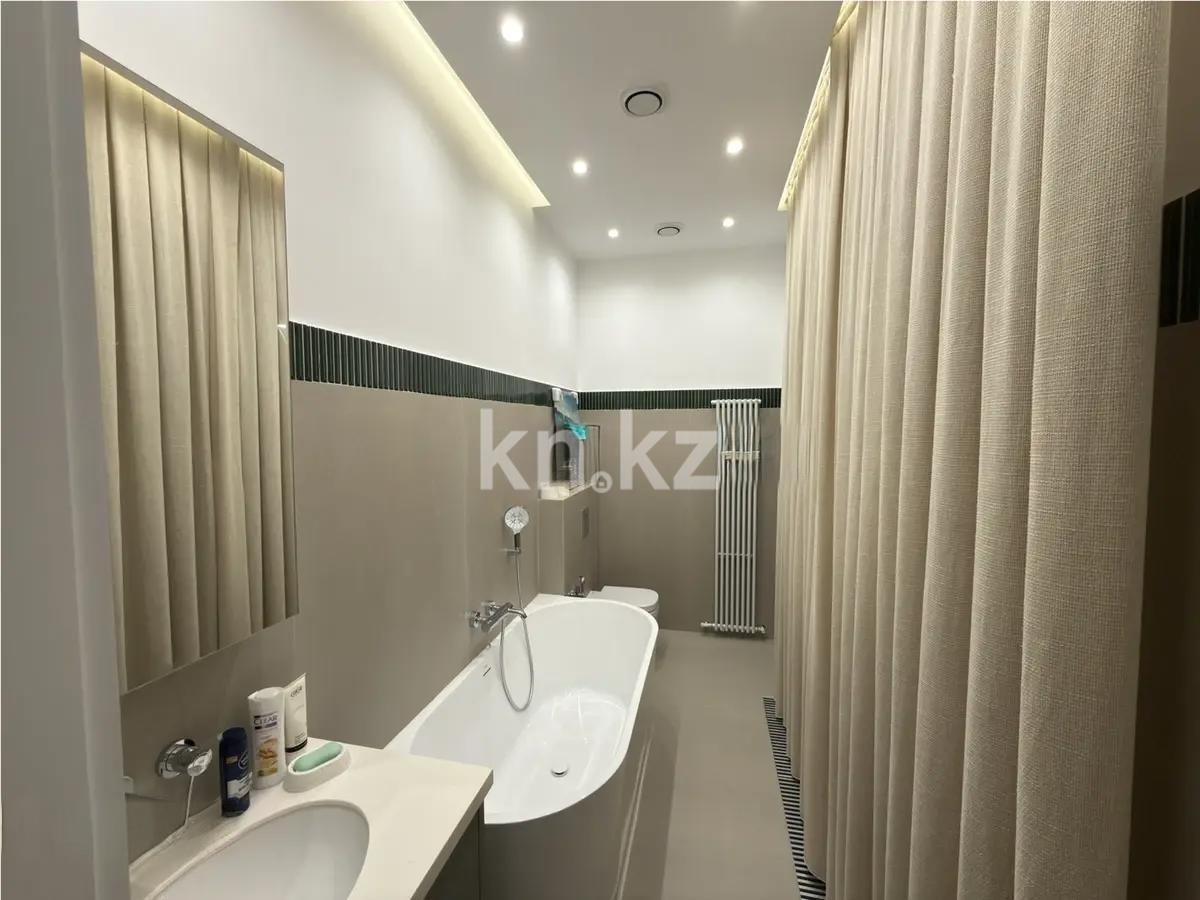 Продажа 5-комнатной квартиры, 237 м² в Алматы - фото 3