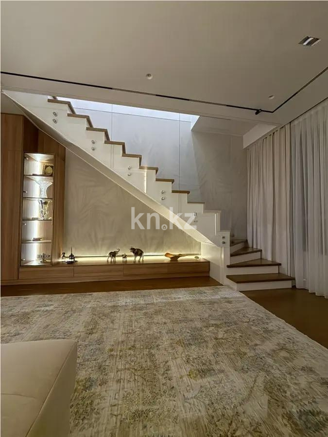 Продажа 8-комнатной квартиры, 225 м² в Караганде - фото 2