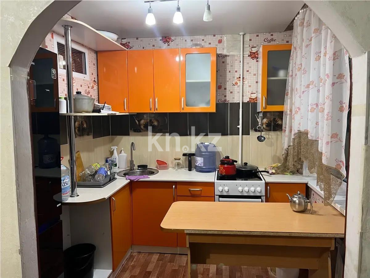 Продажа 2-комнатной квартиры, 48 м², пр. Строителей, дом  16 в Караганде - фото 3