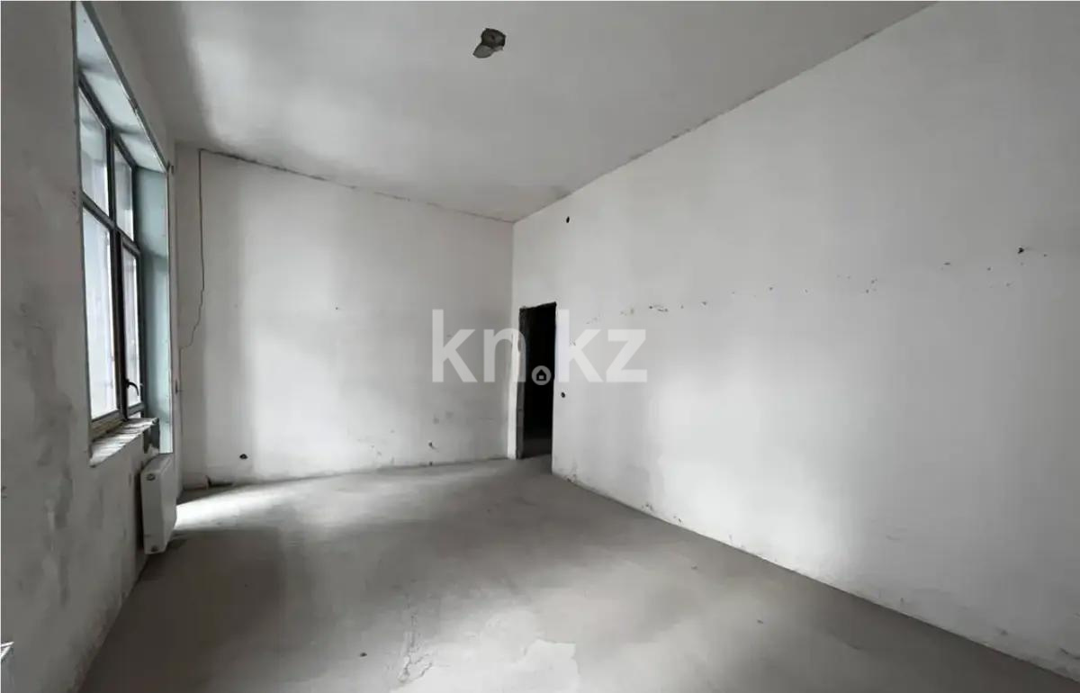 Продажа 3-комнатной квартиры, 136 м², ул. Акмешит, дом  19/1 в Астане - фото 2