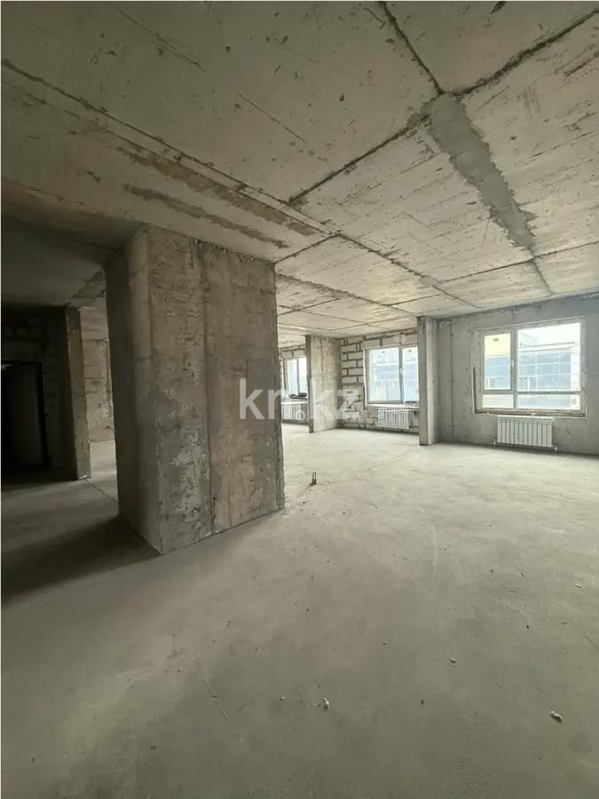 Продажа 4-комнатной квартиры, 112 м² в Алматы