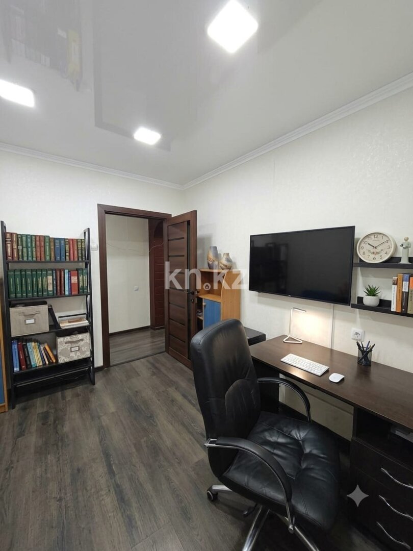 Продажа 4-комнатной квартиры, 77 м² в Караганде - фото 12