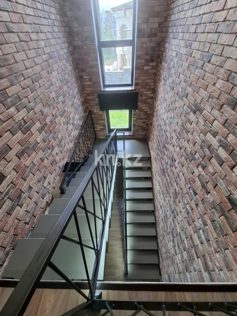 Продажа 5-комнатного дома, 212 м² в Алматы - фото 4