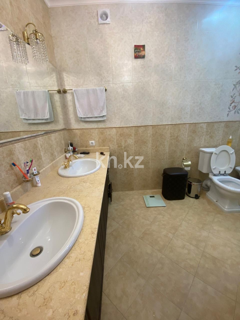 Аренда 10-комнатного дома, 600 м² в Астане - фото 25